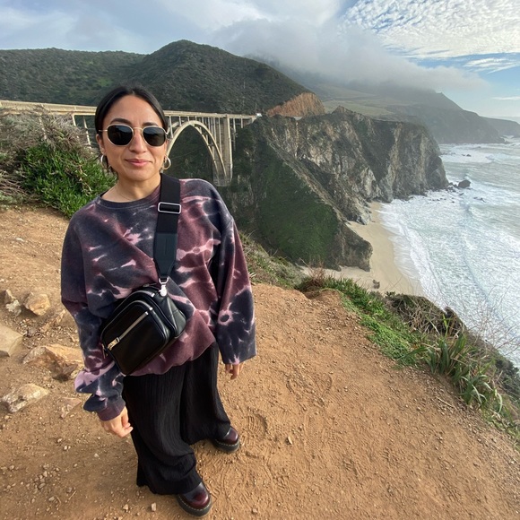 Meet your Posher, Natasha - Picture 2 of 4